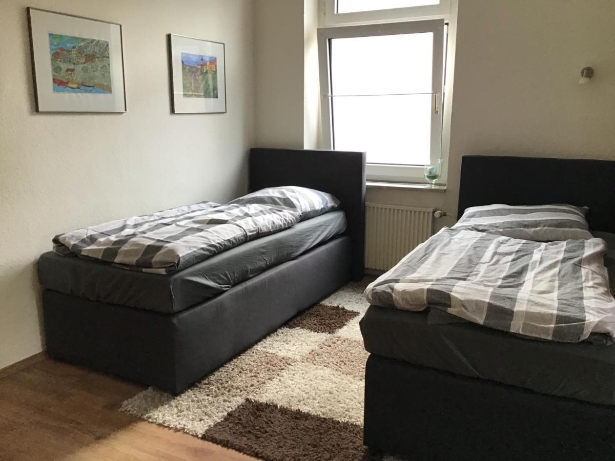 Apartment Bis Zu 8 Einzelbetten Stellplatz Wifi Essen Exteriér fotografie