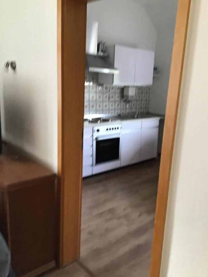 Apartment Bis Zu 8 Einzelbetten Stellplatz Wifi Essen Exteriér fotografie