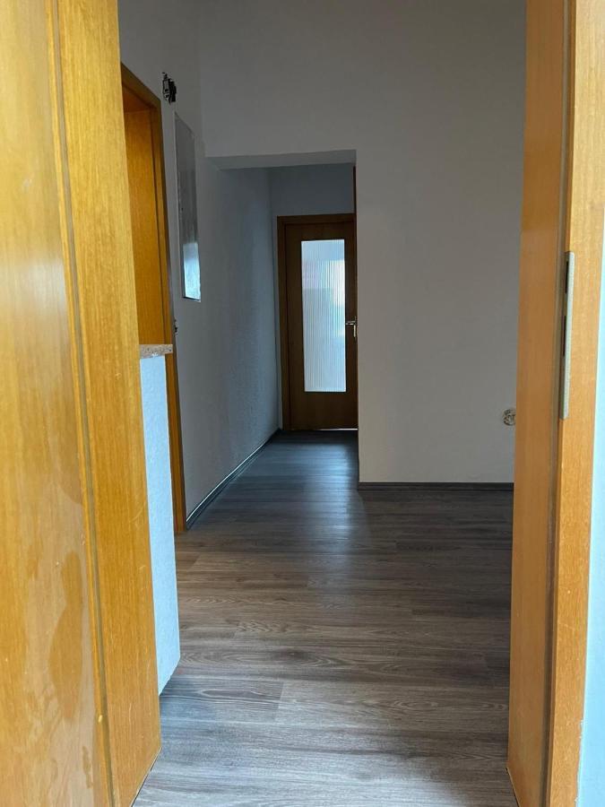 Apartment Bis Zu 8 Einzelbetten Stellplatz Wifi Essen Exteriér fotografie